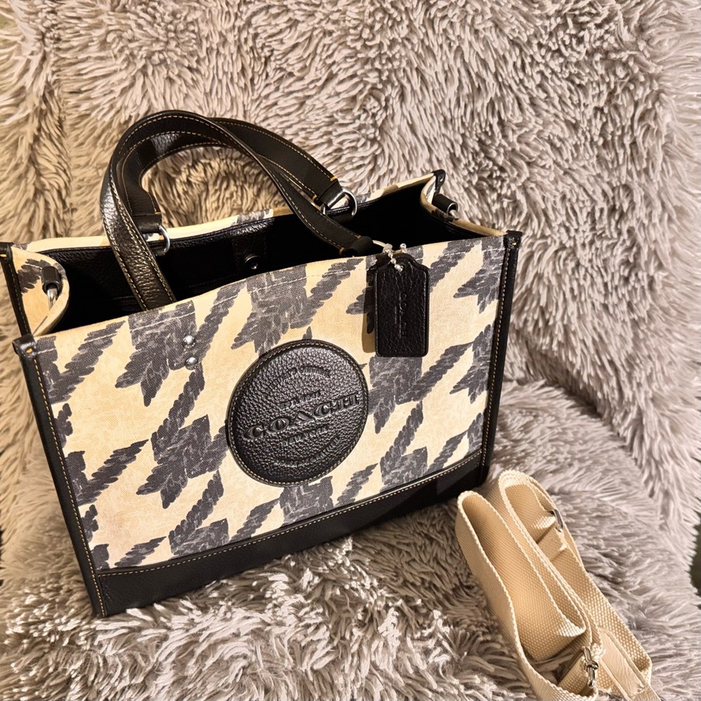 Coach Black and Tan Houndstooth Tote